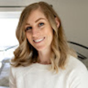 Meet your Posher, Alicia